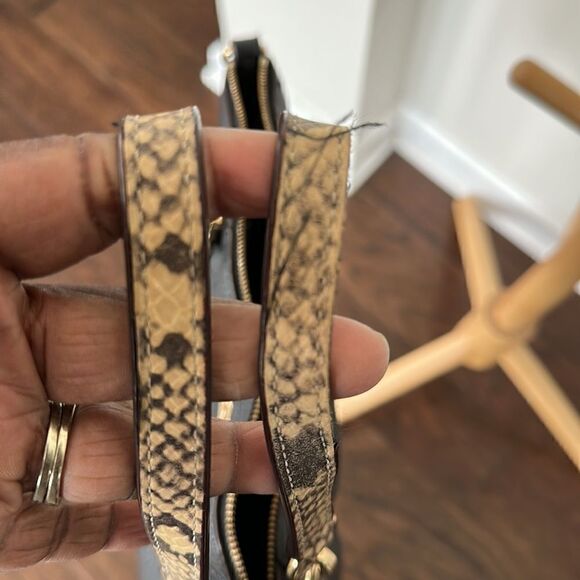 Coach New York Leather Crossbody Bsg - Picture 9 of 11